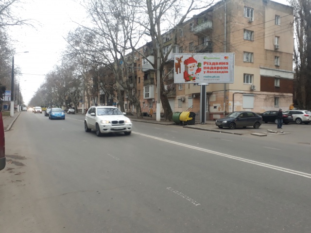 Щит 6x3,  Сегедськая вул., 10