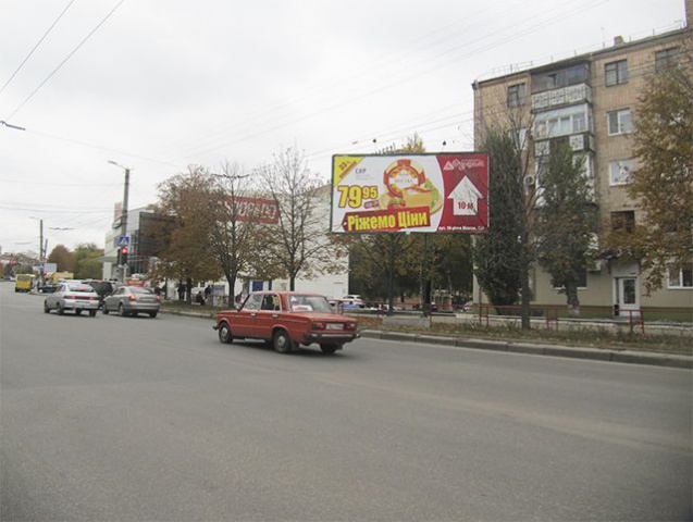 Щит 6x3,  Соборна вул., 16 ( На ТЦ "Плазма")