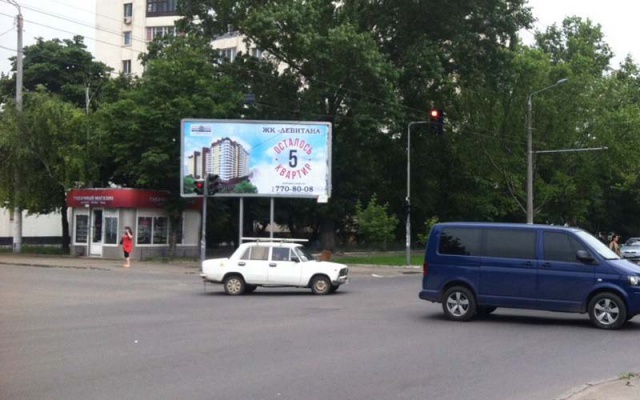 Щит 6x3,  ул.Левитана 70-ул.Академика Королева 17/1