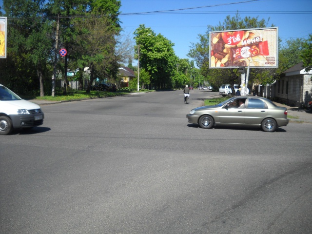 Щит 6x3,  Грушевського вул. -  Благовісна вул., (в центр)