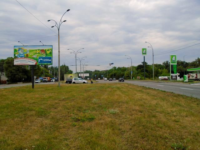 Щит 6x3,  Заболотного ул. - разделитель Пирогово к "Магеллану"