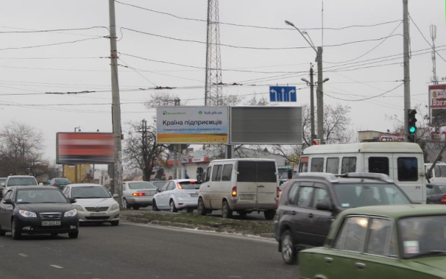 Призма 6x3,  Небесної сотні пр.  (розподільча смуга) - Глушка пр.