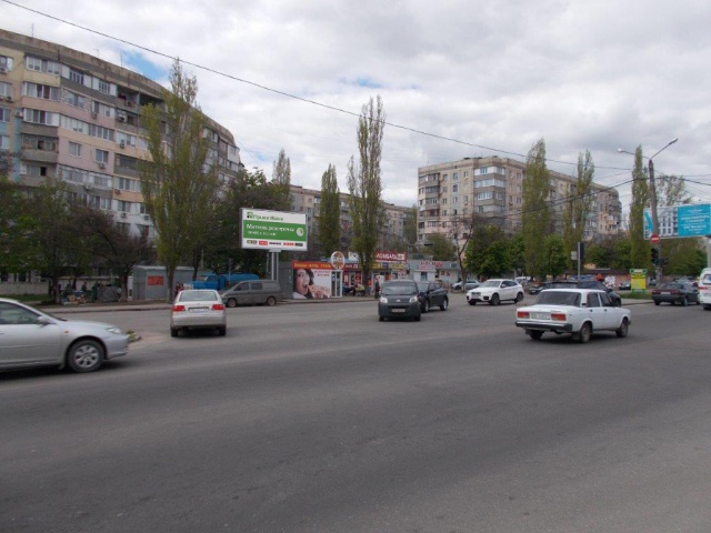 Щит 6x3,  Палиія ,68 вул., - Південна  дорога (магазин "Єва", ринок "Крыжанівський", АЗС "AMIC")
