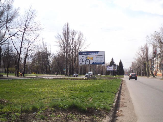 Щит 6x3,  Васякина вул., 2 - Героїв АТО вул., 79-б, до Соборности вул.