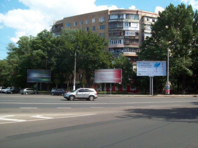 Щит 6x3,  Корольова вул., 1 ("Нова Пошта" отд. №16)