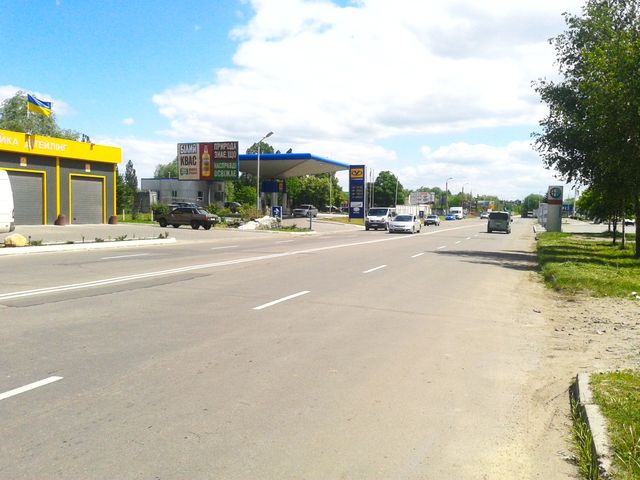 Щит 6x3,  Прибузька вул., - Трудова вул., (АЗС "Укрнафта", в центр, напроти "Престиж Авто")