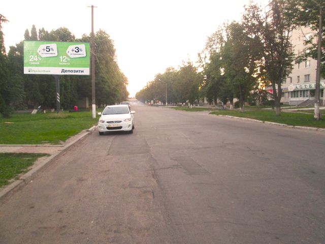 Щит 6x3,  Соборна ул.,29 (банк "НАДРА")
