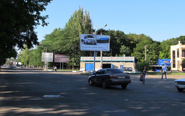 Призма 6x3,  Центральний Аеропорт вул. - Ріхтера вул.
