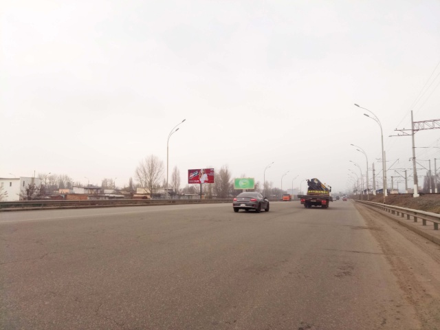 Щит 6x3,  Дарницьке шосе - 700 м. до Дарницького мосту