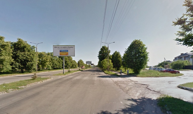 Щит 6x3,  Єршова вул., 54 (розподільча смуга)