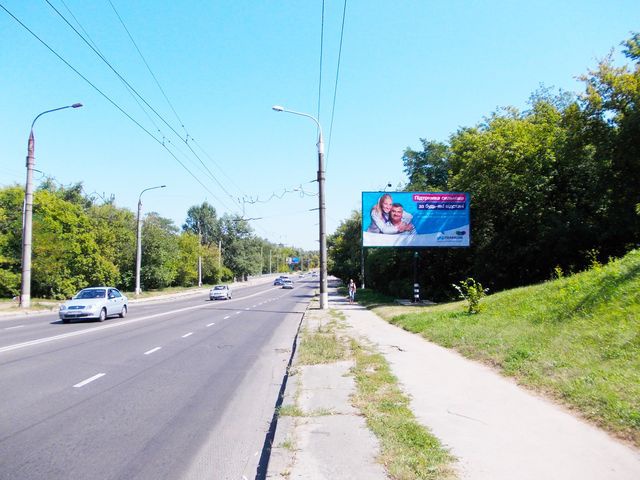 Щит 6x3,  Харитоненко вул. ( в районі моста) (600 м.до Епицентра" та ТЦ" "Сумська торгова група")