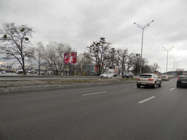 Щит 6x3,  Берковецька вул., 6В ( "Епіцентр", 500 м. від Стеценка вул.)