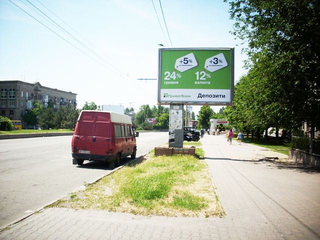 Беклайт 4x3,  Металургів пр.,30