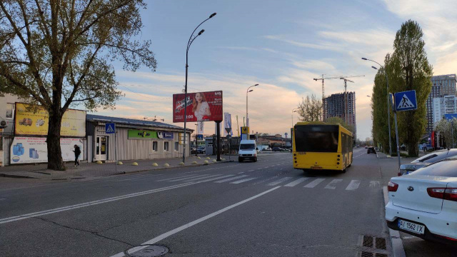Щит 6x3,  Здолбунівська вул., 7а (супермаркет "NOVUS", автосалон "Subaru", "Skoda"  до  Дніпровської набережної вул.)
