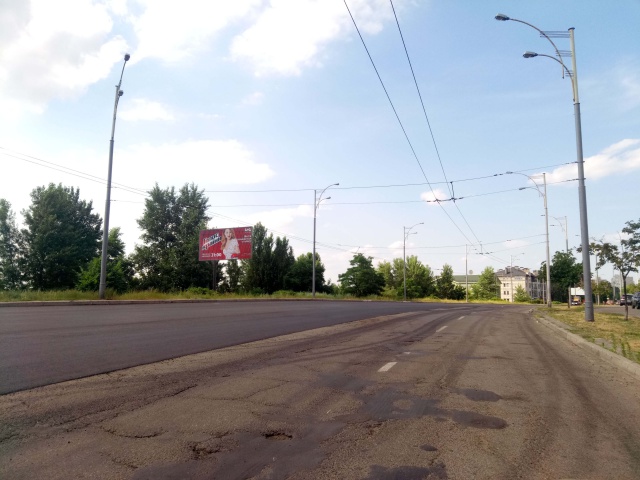 Щит 6x3,  Драйзера Т. вул., 46 (напроти)
