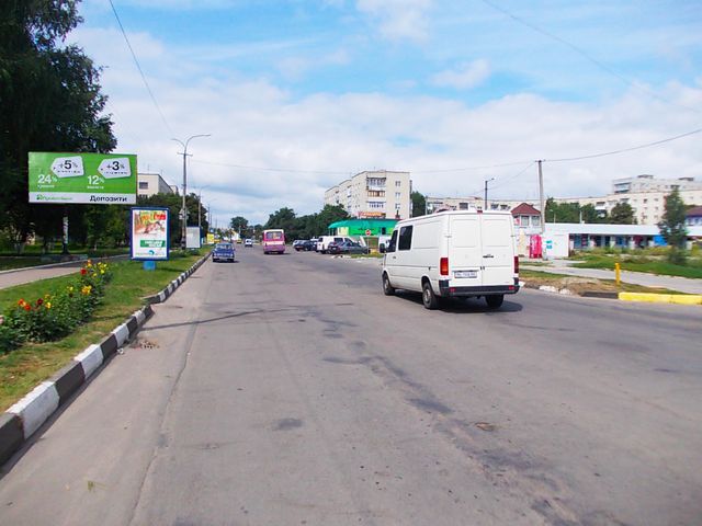 Щит 6x3,  Шкільна вул.,  (напроти супермаркета "Колібріс",)