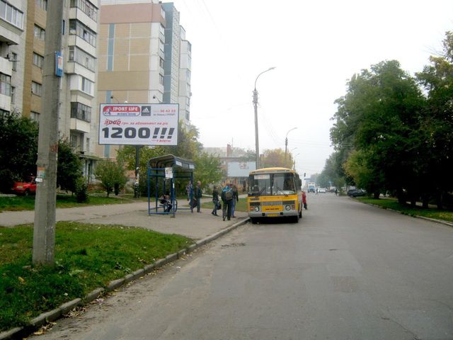 Щит 6x3,  Надпільна вул., 342(зупинка) в центр