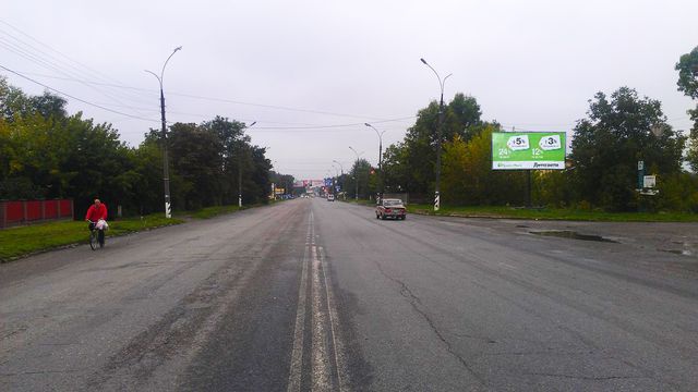 Щит 6x3,  Карпатськаяв вул., (в'їезд на металозавод ЗАО “Прикарпаття”) в центр