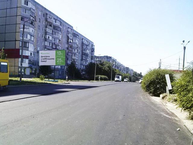 Щит 6x3,  мкр. Східний - 3, Лисового вул.,  42