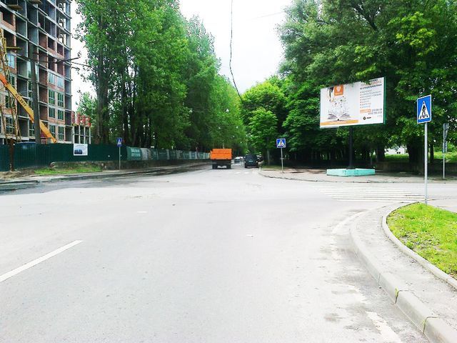 Щит 6x3,  Любинская ул. - Народная ул. (стадион Сельмаш)