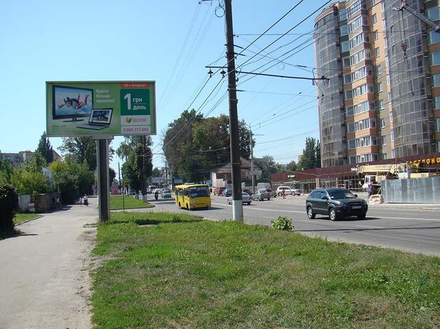 Щит 6x3,  Київська вул., ("Приватбанк", ж/к "Набережныий квартал", гостиниця "Рейкарц Оптима" )в центр