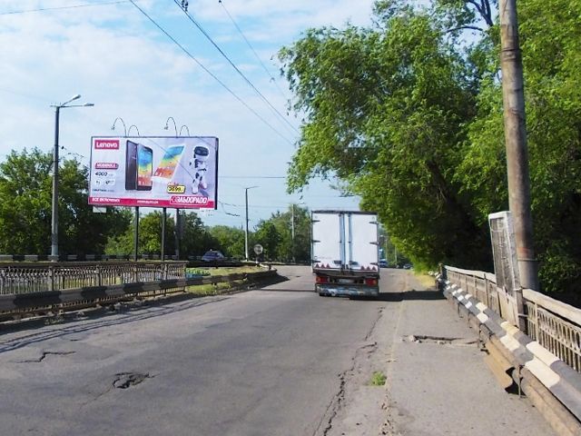 Щит 6x3,  Колачевського вул., розділова смуга, на ст. Роковатая