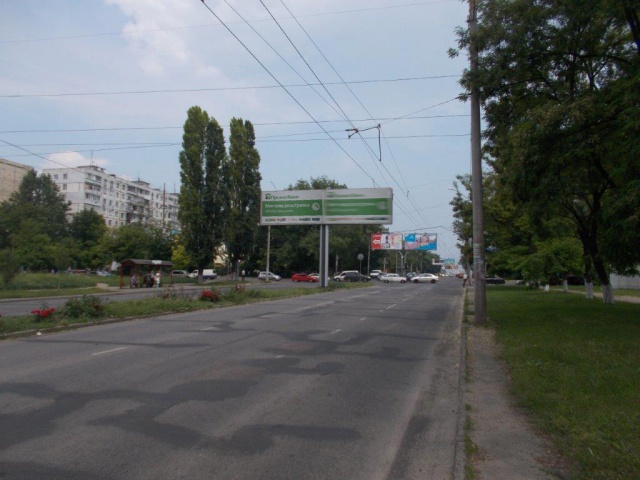 Щит 6x3,  Глушка пр. - Ільфа та Петрова вул. (600 м. до пл. "Незалежності", в центр) (лівий)